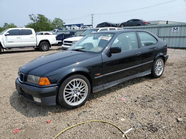 BMW 318ti