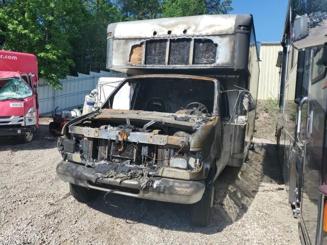 Ford E-350