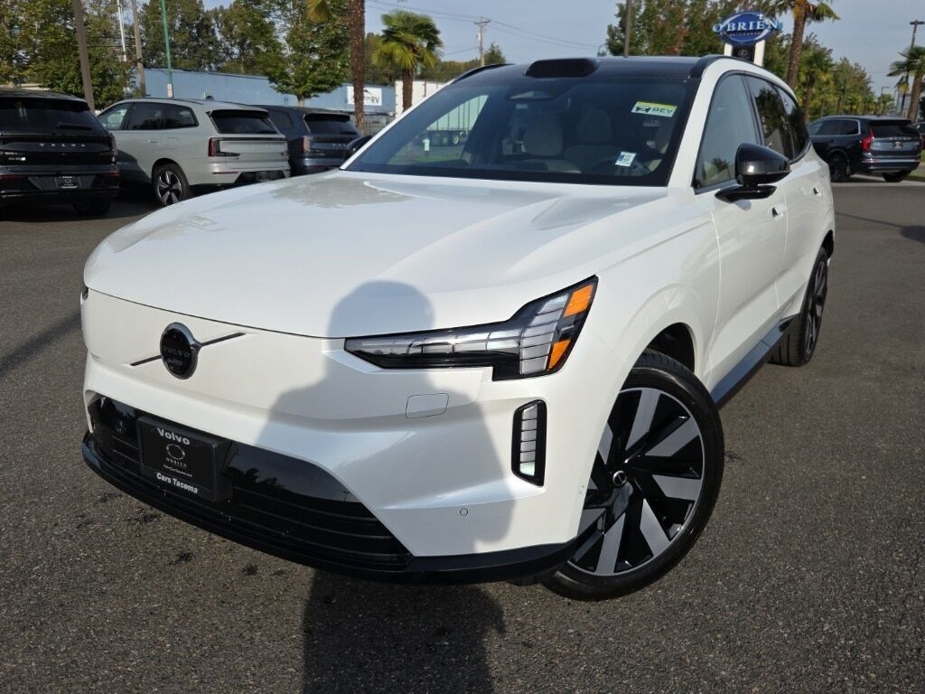 2025 VOLVO EX90
