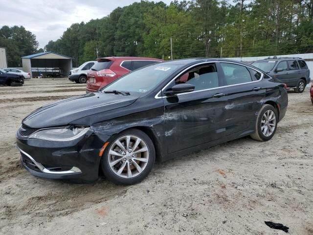 Chrysler 200