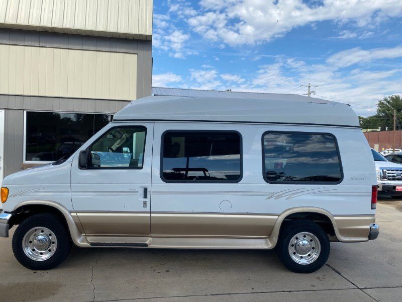 Ford E-250