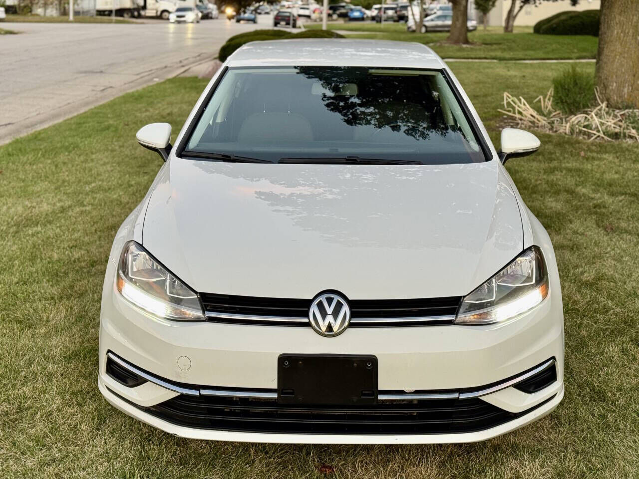 2018 VOLKSWAGEN Golf