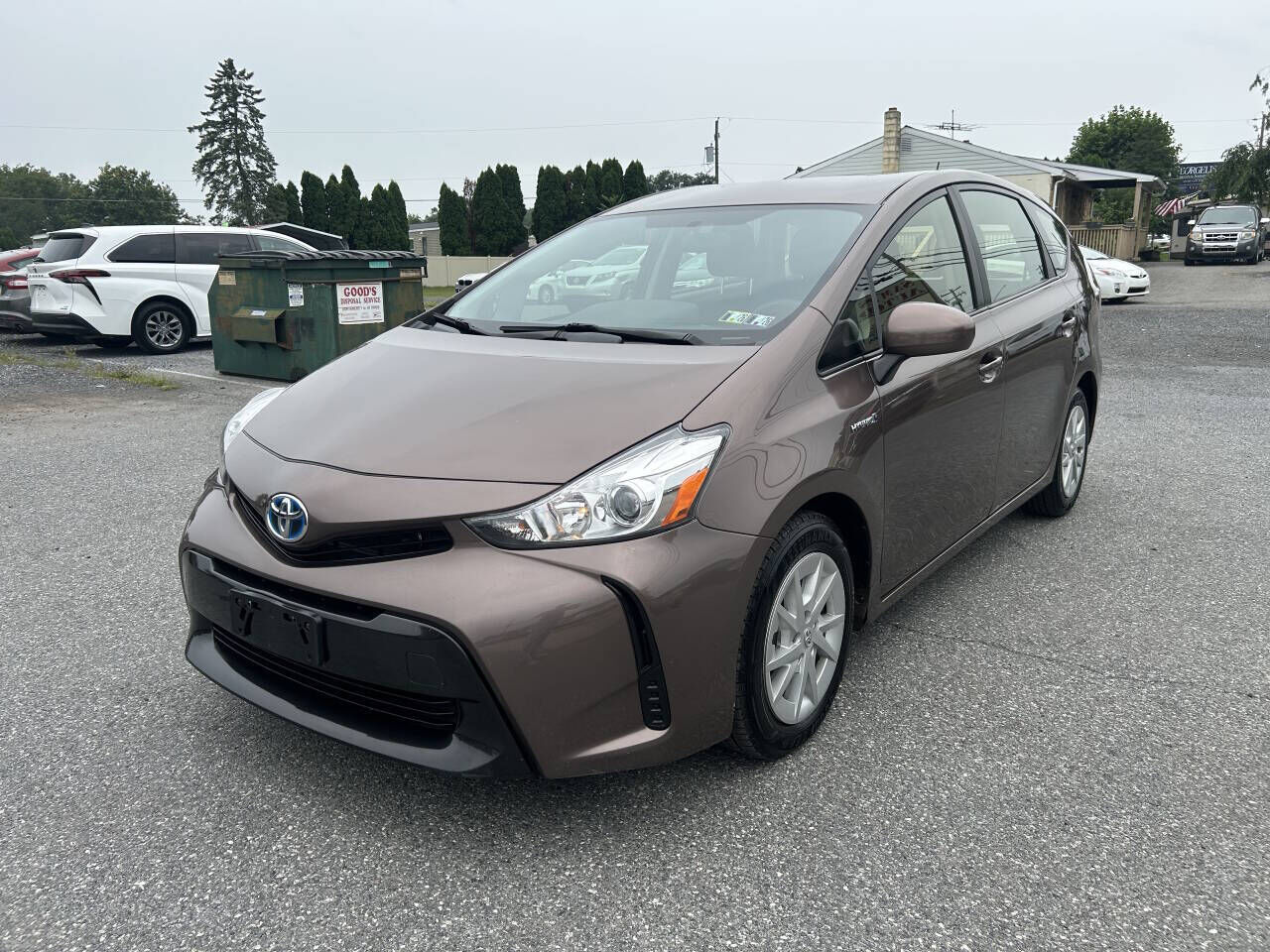 Toyota Prius V