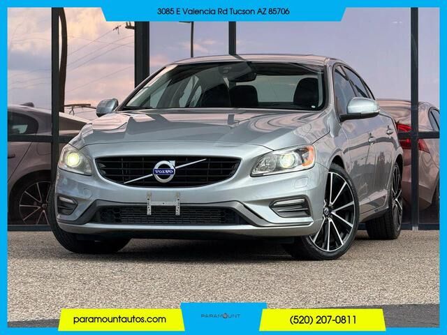 2017 VOLVO S60