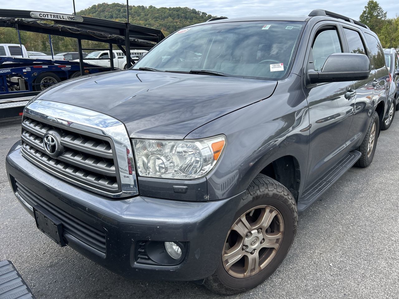 Toyota Sequoia