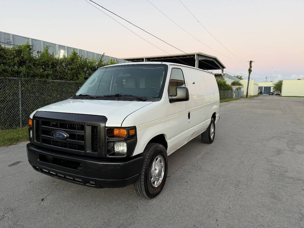 Ford E-250