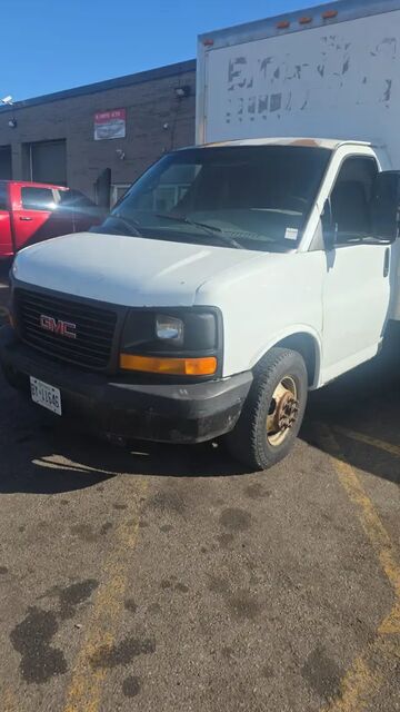 GMC Savana