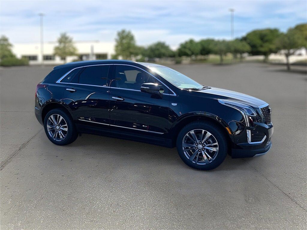 2025 CADILLAC XT5