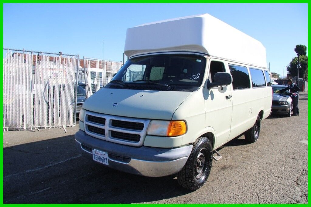 Dodge Ram Van