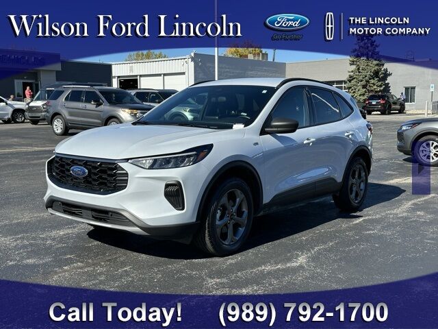 2025 FORD Escape