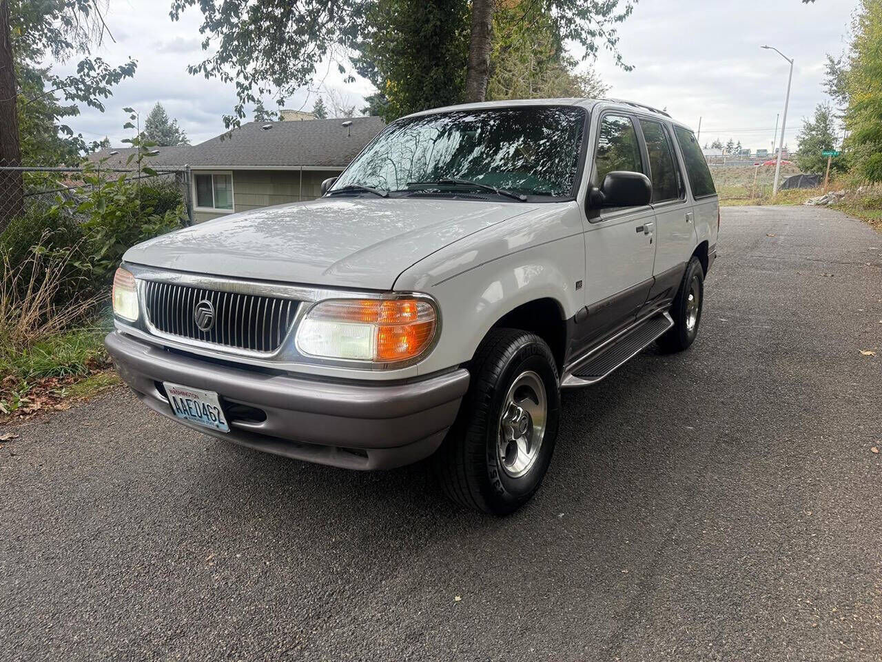 Mercury Mountaineer