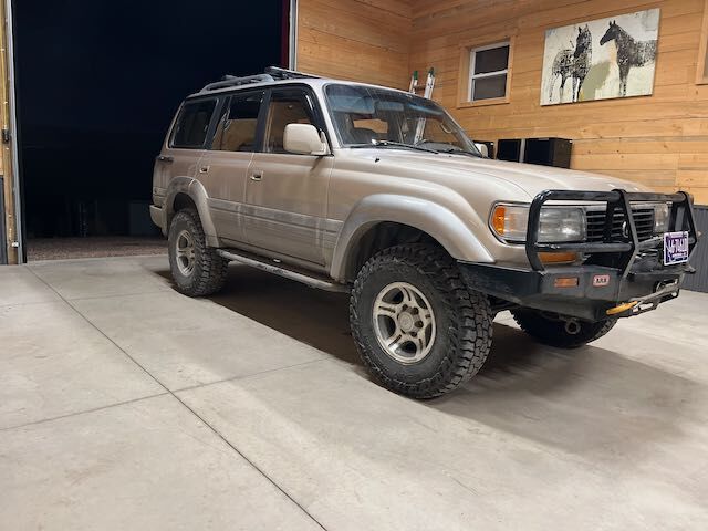 Lexus LX