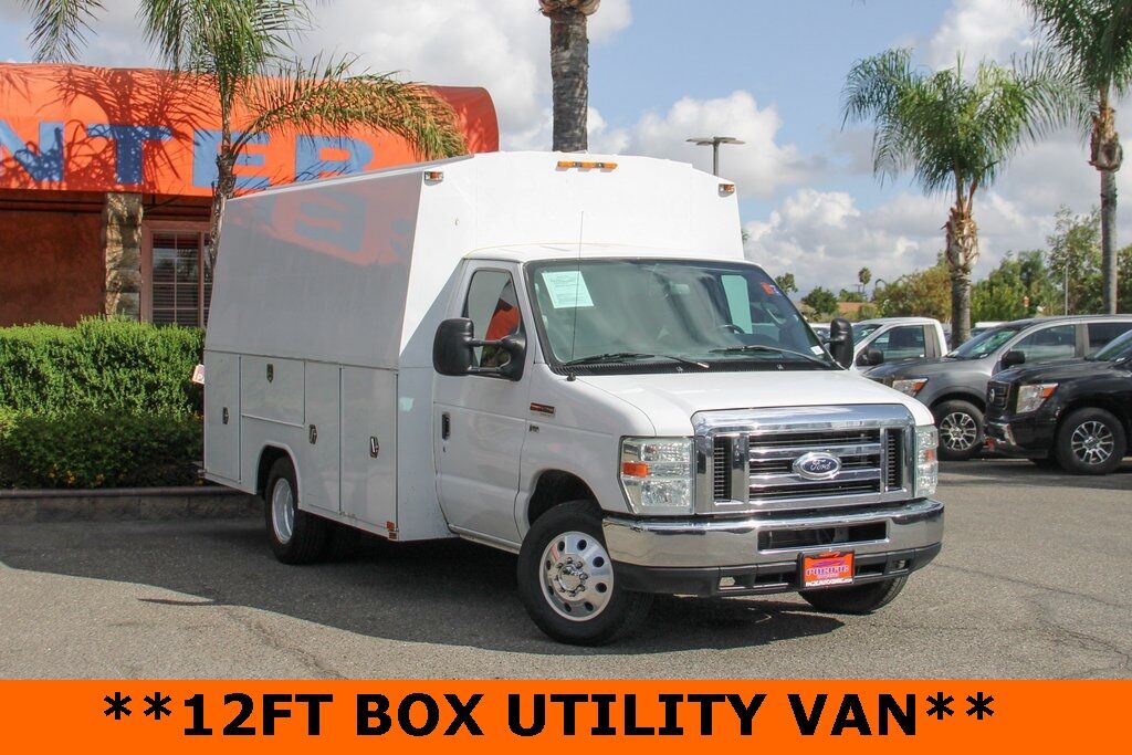 Ford E-350