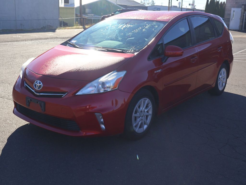 Toyota Prius V