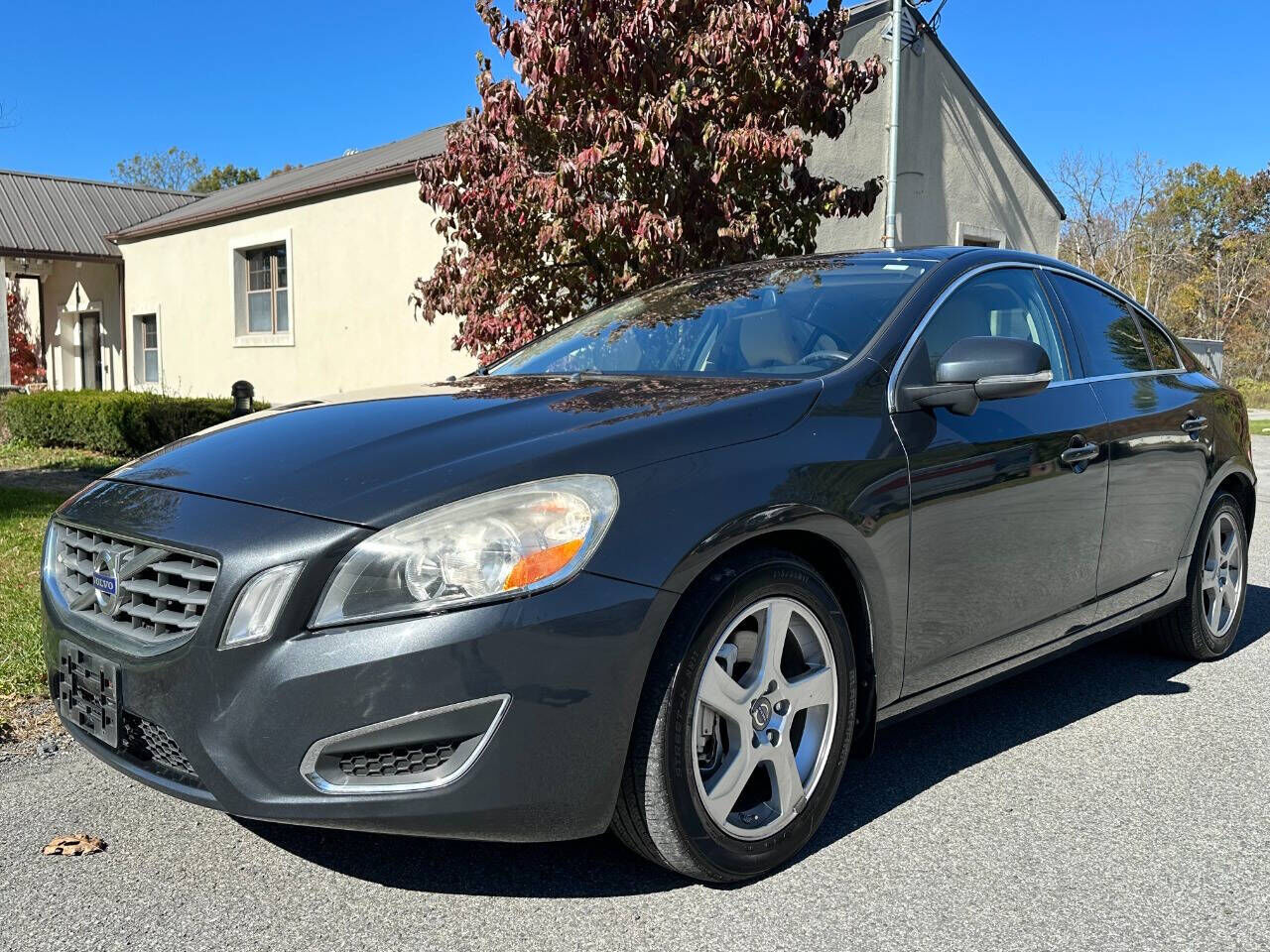 2012 VOLVO S60