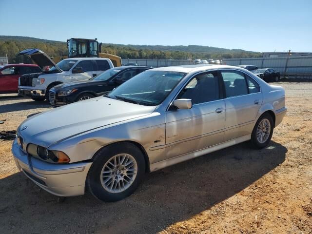 BMW 530i