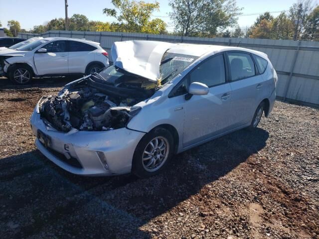 Toyota Prius V