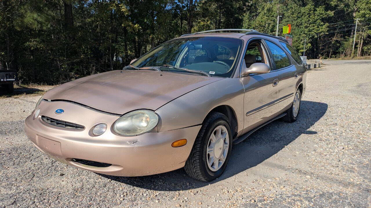 Ford Taurus
