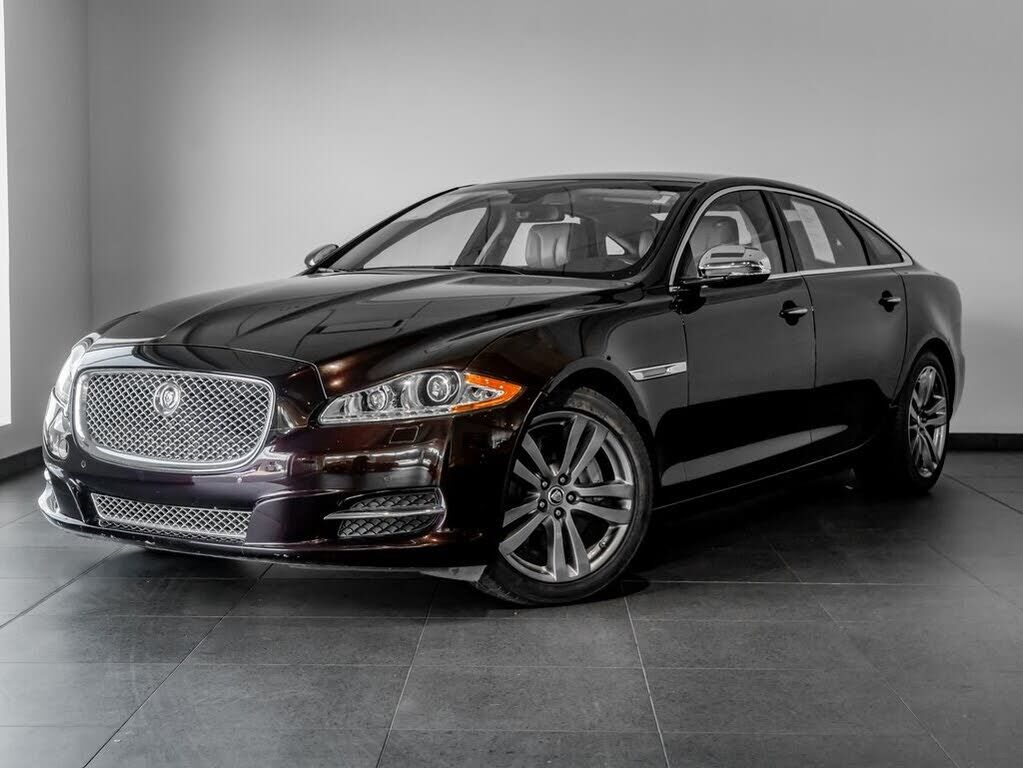 Jaguar XJ