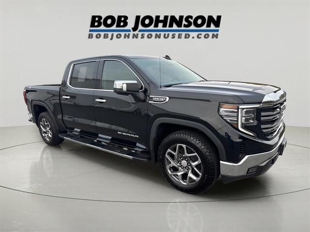 2023 GMC Sierra