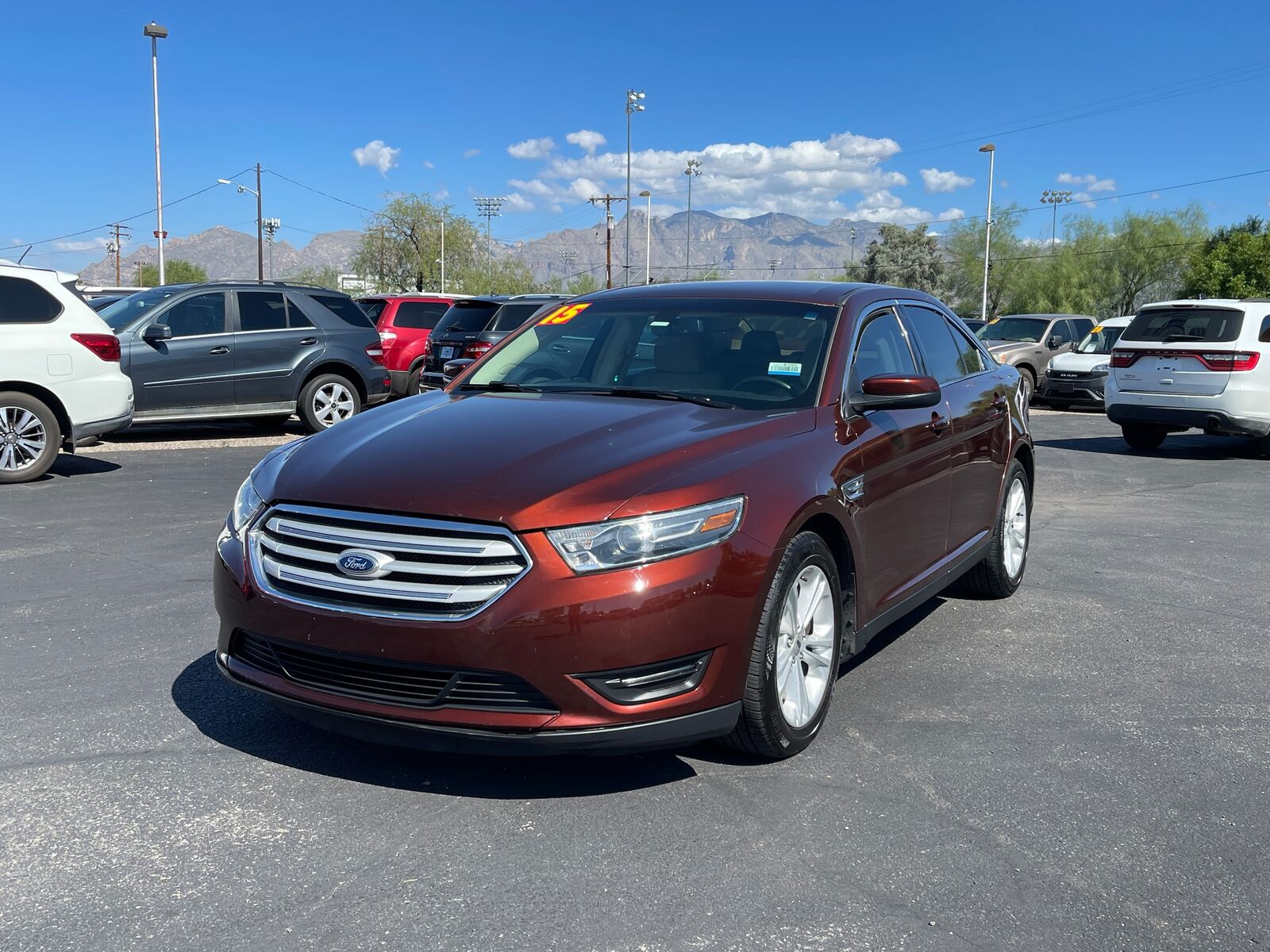 2015 FORD Taurus