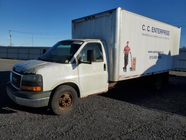 GMC Savana