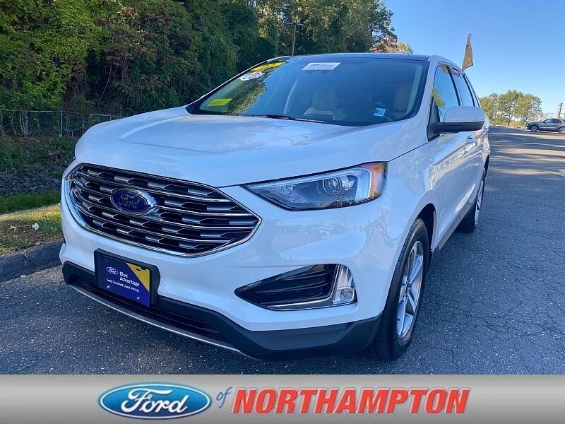 2022 FORD Edge