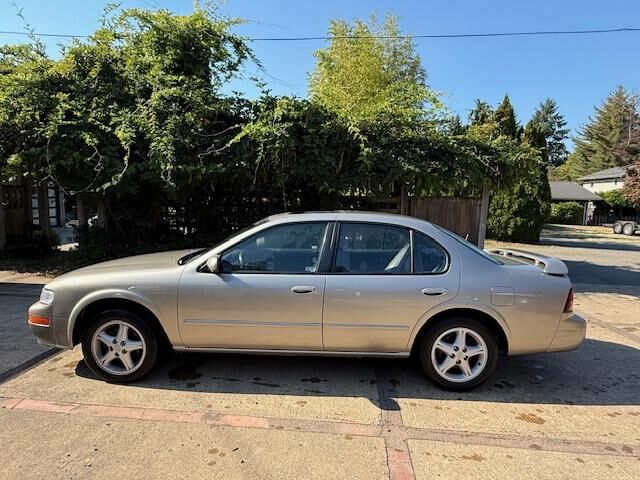 Nissan Maxima