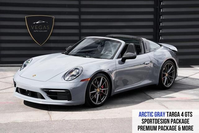 2024 PORSCHE 911