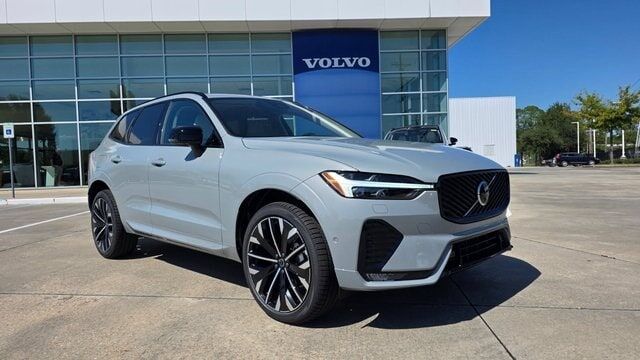 2026 VOLVO XC60