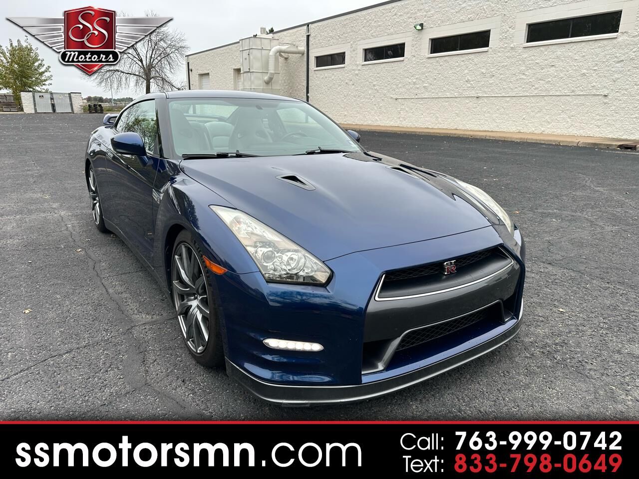 Nissan GT-R