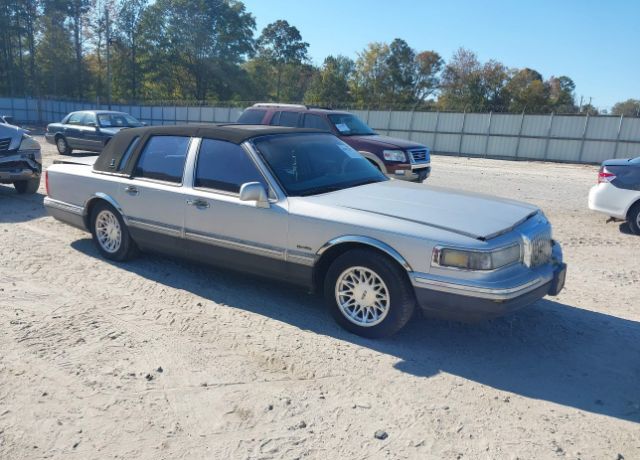 Lincoln Town Car