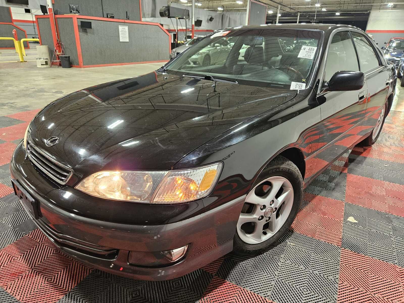 Lexus ES