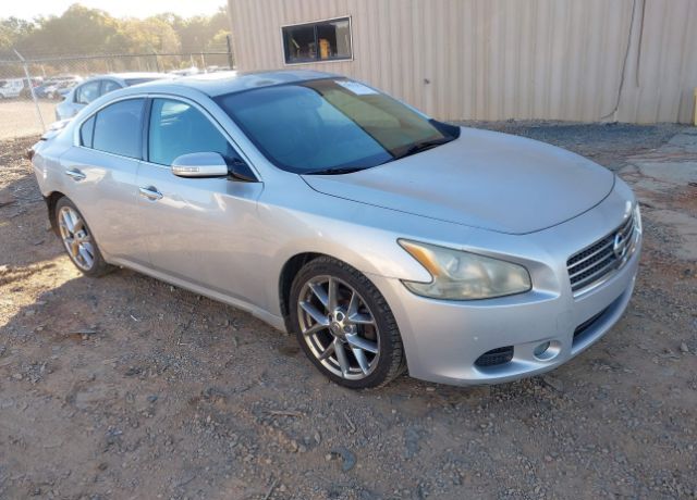 Nissan Maxima