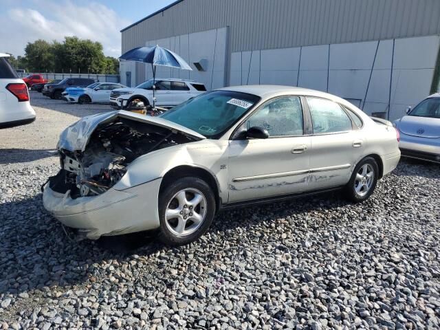 Ford Taurus