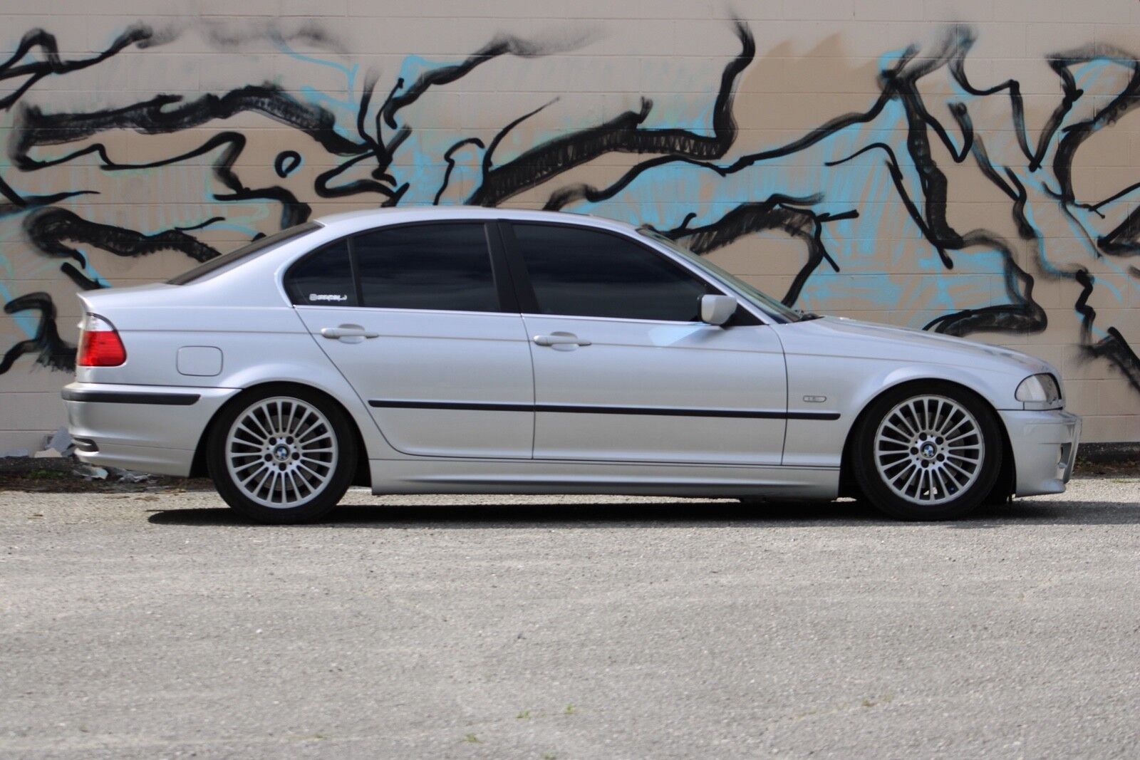 BMW 330i