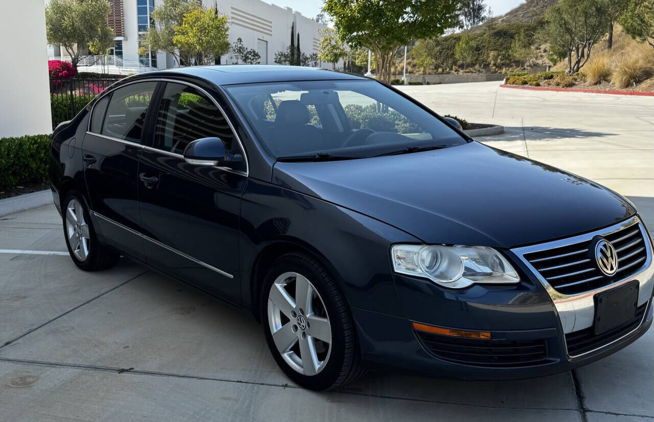 2008 VOLKSWAGEN Passat