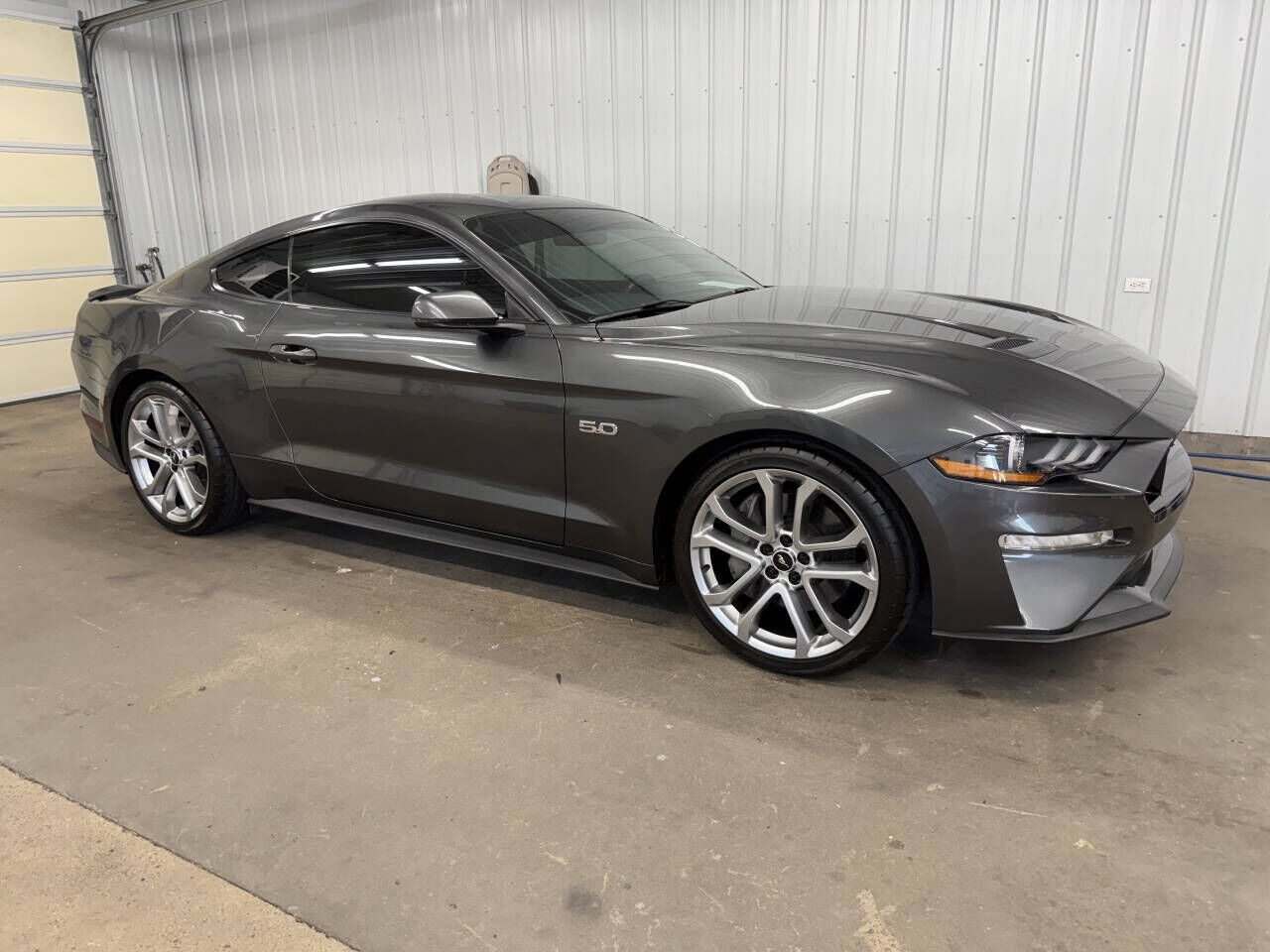 2019 FORD Mustang