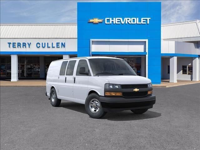 2025 CHEVROLET Express
