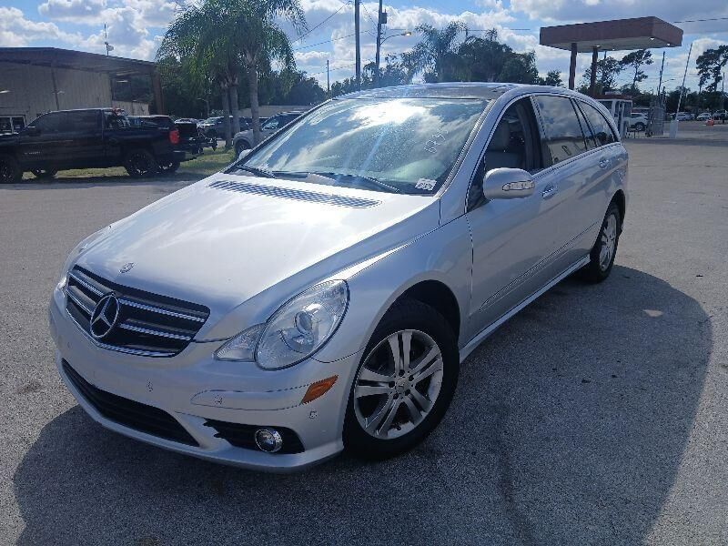Mercedes-Benz R-Class