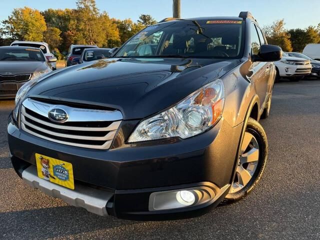 2012 SUBARU Outback