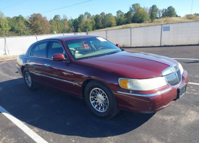 Lincoln Town Car