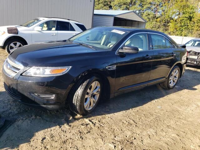 Ford Taurus
