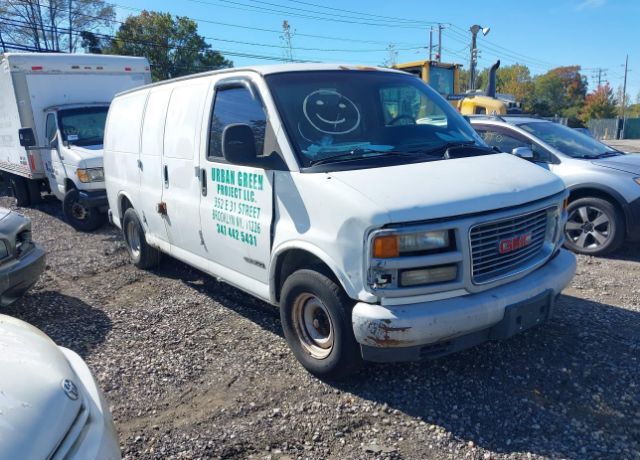 GMC Savana
