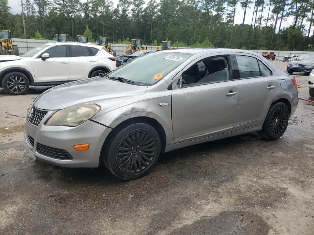 2012 SUZUKI Kizashi