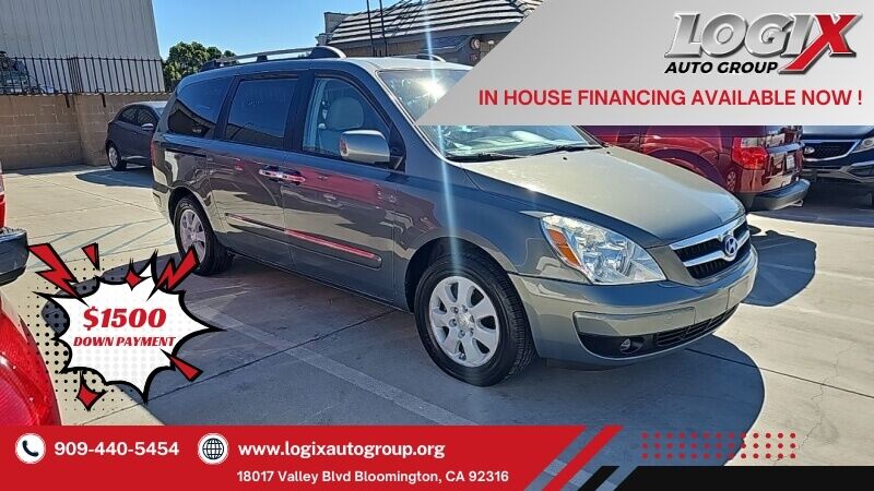 Hyundai Entourage