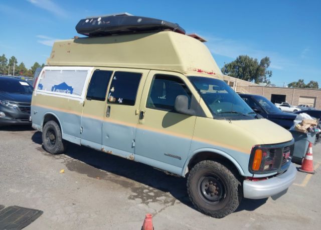 GMC Savana