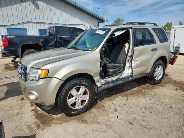 2011 FORD Escape