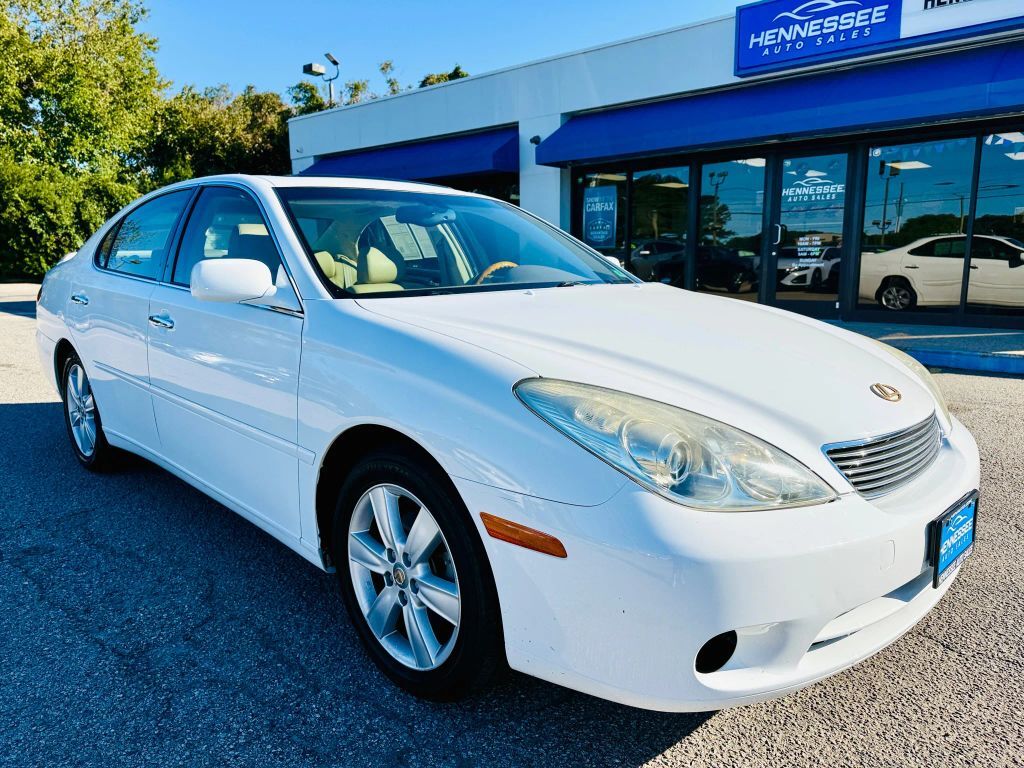 Lexus ES