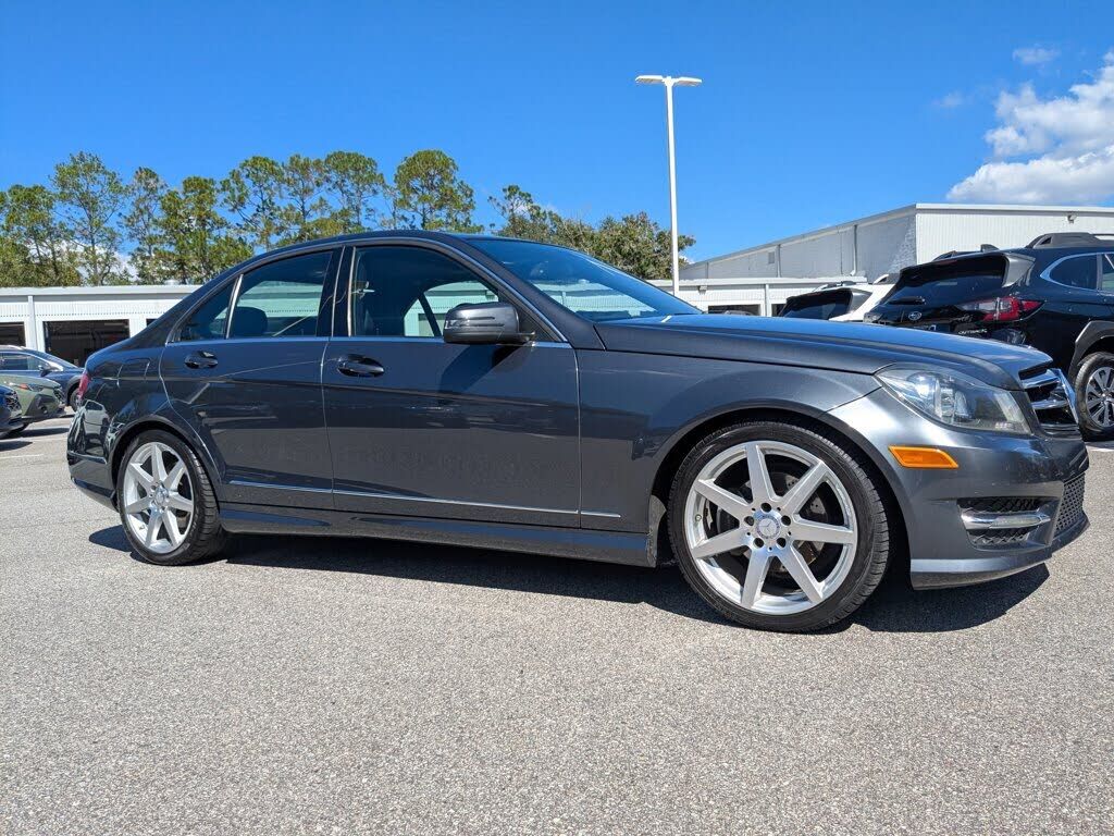 Mercedes-Benz C-Class